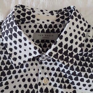 Ted Baker London Men's Hundon Size M Print Shirt Black White Chest 20.5"